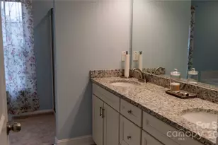 286 Foxcroft Dr, Asheville, NC 28806 - Photo 10