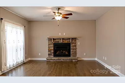 286 Foxcroft Drive, Asheville, NC 28806 - Photo 4