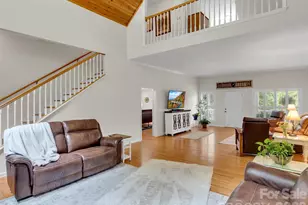 28 Mountain Breeze Dr, Maggie Valley, NC 28751 - Photo 10