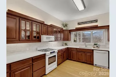 28 Mountain Breeze Drive, Maggie Valley, NC 28751 - Photo 14