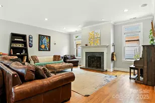 1009 13th Ave Pl NW, Hickory, NC 28601 - Photo 4