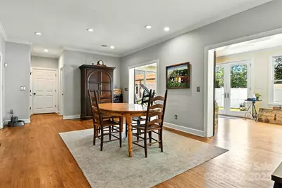 1009 13th Avenue Place NW, Hickory, NC 28601 - Photo 14