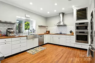 1009 13th Ave Pl NW, Hickory, NC 28601 - Photo 10