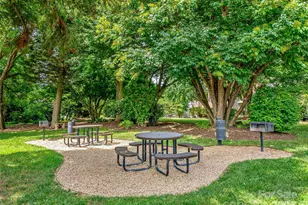 726 Appeldoorn Cir, Asheville, NC 28803 - Photo 24