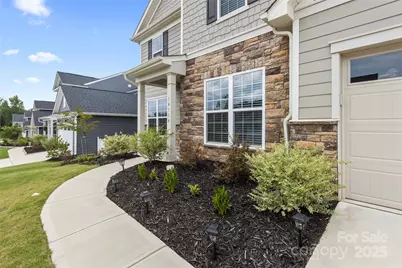 14116 Glaswick Drive, Charlotte, NC 28278 - Photo 4