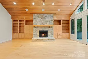 132 Berry Creek Dr, Flat Rock, NC 28731 - Photo 8