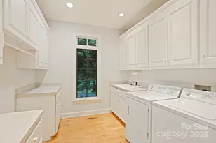 132 Berry Creek Dr, Flat Rock, NC 28731 - Photo 16