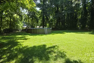 5832 Thompson Rd, Charlotte, NC 28216 - Photo 8