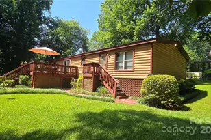 5832 Thompson Rd, Charlotte, NC 28216 - Photo 28