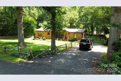 5832 Thompson Road, Charlotte, NC 28216 - Photo 4