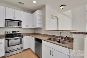 649 Raphael Place, Charlotte, NC 28205 - Photo 10