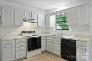 6115 Coltswood Ct, Charlotte, NC 28211 - Photo 14