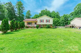 2675 Tablerock Rd, Lenoir, NC 28645 - Photo 1