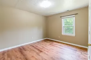 2675 Tablerock Rd, Lenoir, NC 28645 - Photo 12