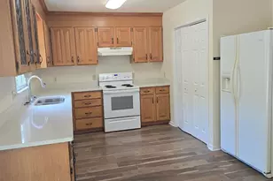 608 Sharon Dr, Statesville, NC 28625 - Photo 6