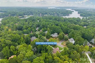 1727 Mineral Springs Rd, Lake Wylie, SC 29710 - Photo 22