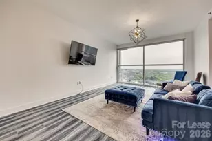 333 W Trade St, Charlotte, NC 28202 - Photo 16