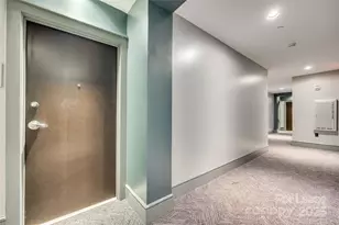 333 W Trade St, Charlotte, NC 28202 - Photo 6