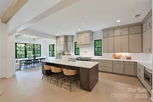 7011 Chateau Bordeaux Ln, Charlotte, NC 28270 - Photo 4