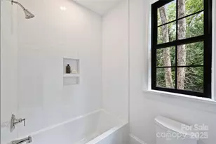 7011 Chateau Bordeaux Ln, Charlotte, NC 28270 - Photo 24