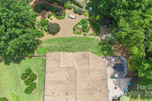 7164 Moss Point Dr, Charlotte, NC 28277 - Photo 48