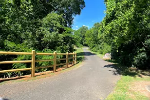 630 Calvert St, Charlotte, NC 28208 - Photo 6