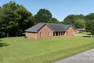 2765 Dogwood Cir, Rock Hill, SC 29732 - Photo 2
