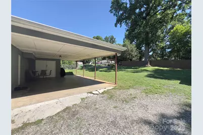 316 Sharon Avenue, Lenoir, NC 28645 - Photo 4