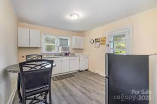 422 Wilson St, Mount Holly, NC 28120 - Photo 8