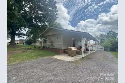 1107 Crestfield Drive, Lancaster, SC 29720 - Photo 2