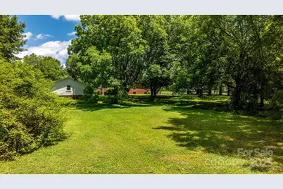 1520 21st Avenue NE, Hickory, NC 28601 - Photo 38