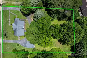 1520 21st Ave NE, Hickory, NC 28601 - Photo 2