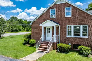 1520 21st Ave NE, Hickory, NC 28601 - Photo 8