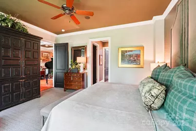 229 N Church Street #401, Charlotte, NC 28202 - Photo 32