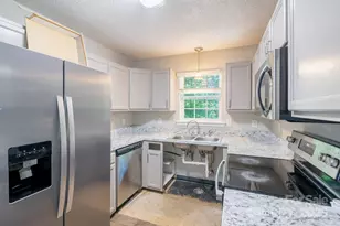 203 Hickory Wood Dr, Kannapolis, NC 28083 - Photo 18