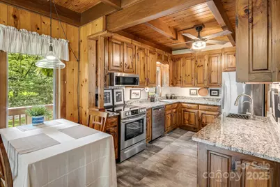 79 Creekside Lane, Spruce Pine, NC 28777 - Photo 10