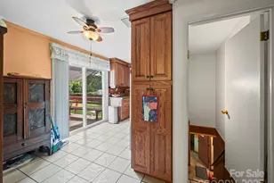 3471 Greentree Acres Rd, Valdese, NC 28690 - Photo 8