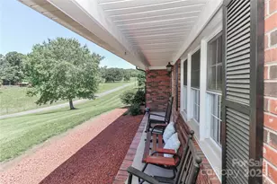 116 Deer Trail Rd, Statesville, NC 28677 - Photo 8