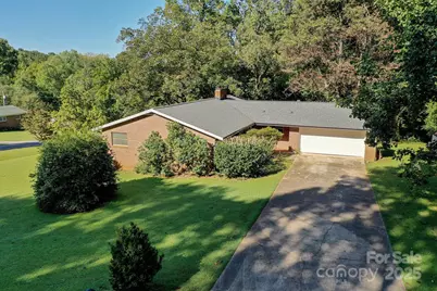 165 Fieldstone Farm Drive, Statesville, NC 28625 - Photo 1