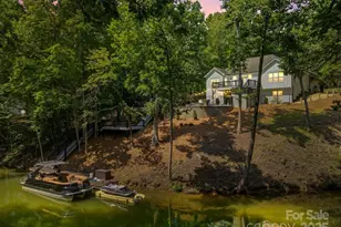 402 Wildlife Rd, Troutman, NC 28166 - Photo 2