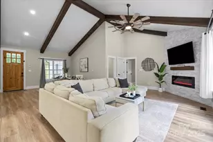 402 Wildlife Rd, Troutman, NC 28166 - Photo 6