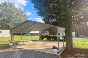 2202 16th Ave NE, Hickory, NC 28601 - Photo 26