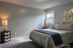 2202 16th Ave NE, Hickory, NC 28601 - Photo 16