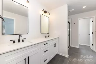 3005 Sadler Woods Ln, Charlotte, NC 28214 - Photo 18