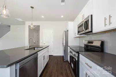 3001 Sadler Woods Lane, Charlotte, NC 28214 - Photo 4