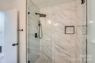 1224 E Woodlawn Rd, Charlotte, NC 28209 - Photo 24