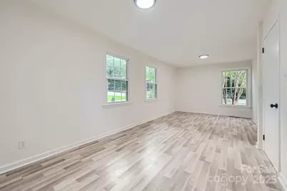 1224 E Woodlawn Road, Charlotte, NC 28209 - Photo 16