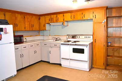 405 Wesley Heights Drive, Albemarle, NC 28001 - Photo 32