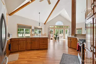 887 Living Waters Dr, Great Falls, SC 29055 - Photo 10