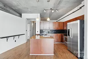 505 E 6th St, Charlotte, NC 28202 - Photo 14